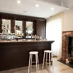 Isola Polvese Hotel