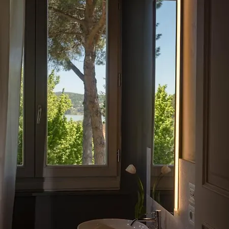 酒店 Isola Polvese 拉戈堡