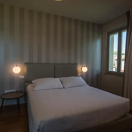 Isola Polvese Hotel 3*