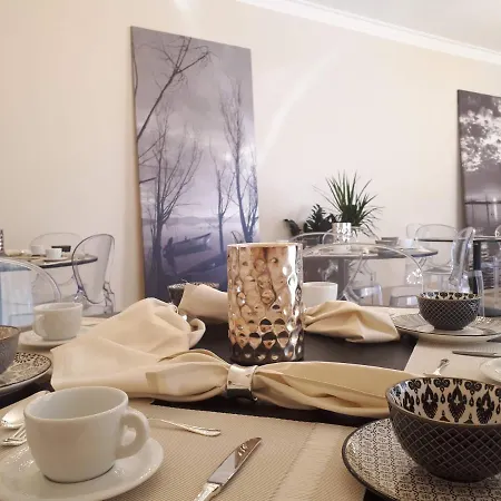 Isola Polvese Hotel