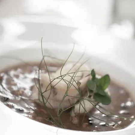 Isola Polvese 酒店 拉戈堡