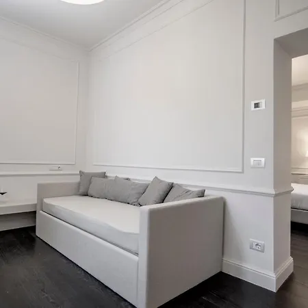 Isola Polvese Hotel 3*
