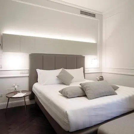 Isola Polvese 酒店