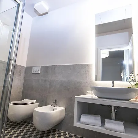 酒店 Isola Polvese 3*