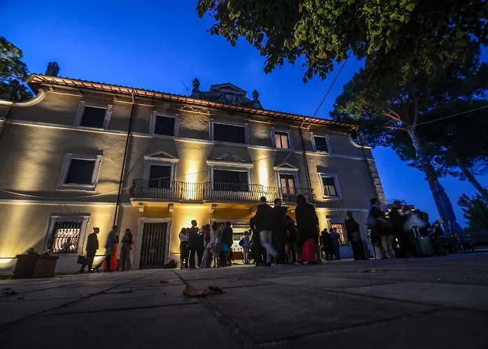 Isola Polvese Hotel 3*