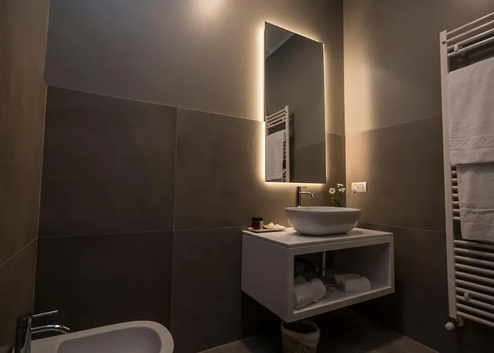 Isola Polvese Hotel 3*